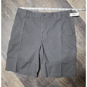 Amazon Essentials Mens Shorts Size 32 Charcoal Chino Flat Front Stretch NWT